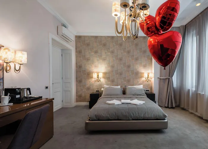 Apart Otel Highline Downtown Oldtown Unirii Square Bükreş