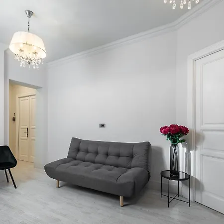 Highline Downtown Oldtown Unirii Square 4* Bukareszt