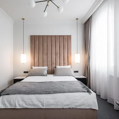 Highline Downtown Oldtown Unirii Square Aparthotel *