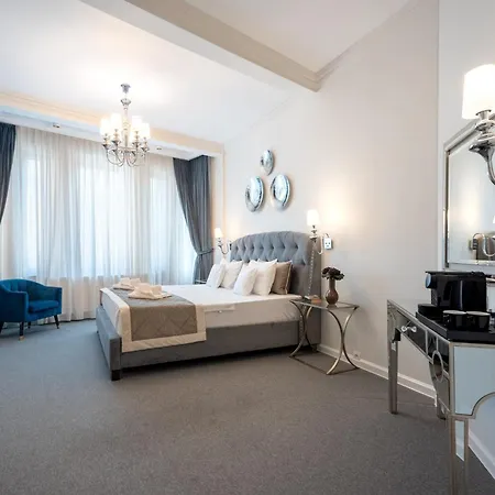 Highline Downtown Oldtown Unirii Square Hotel apartamentowy