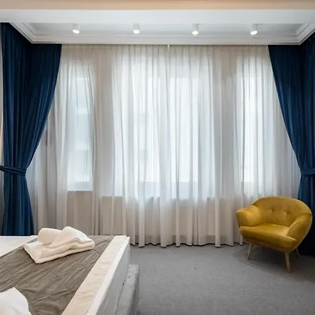 Highline Downtown Oldtown Unirii Square Hotel apartamentowy