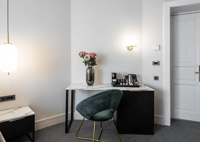 Highline Downtown Oldtown Unirii Square