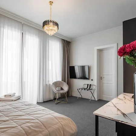 Hotel de apartamente Highline Downtown Oldtown Unirii Square *