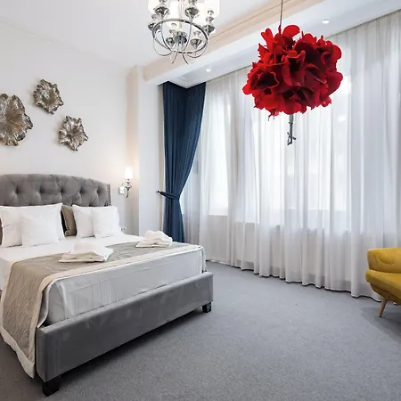 Апарт-готель Highline Downtown Oldtown Unirii Square 4*