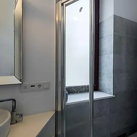 Highline Downtown Oldtown Unirii Square Aparthotel 4*