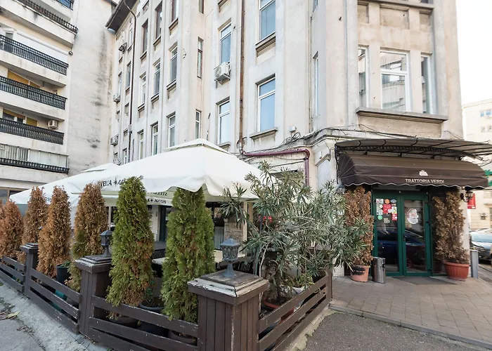 Апарт-отель Highline Downtown Oldtown Unirii Square Бухарест