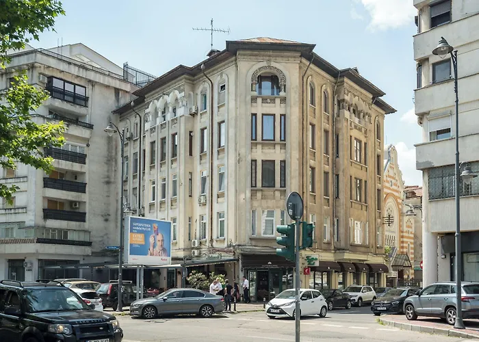 Highline Downtown Oldtown Unirii Square Апарт-отель 4*