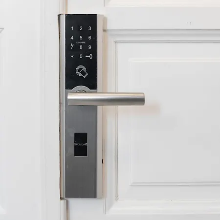 Highline Downtown Oldtown Unirii Square شقة فندقية 4*