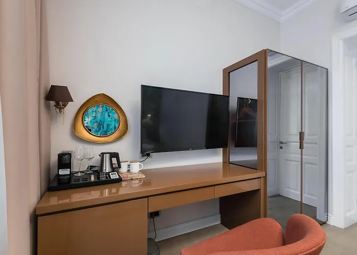 Highline Downtown Oldtown Unirii Square