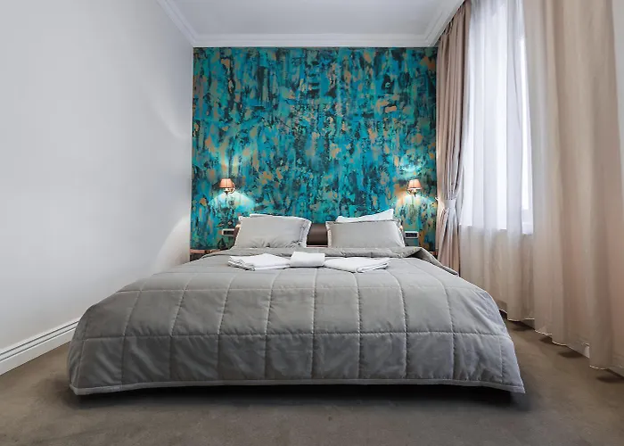 Highline Downtown Oldtown Unirii Square