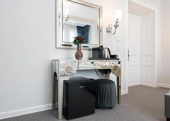 Highline Downtown Oldtown Unirii Square