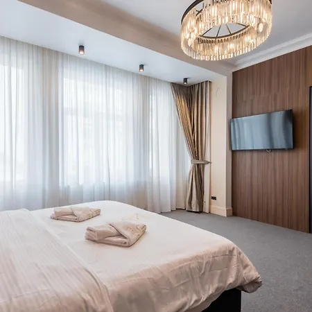Highline Downtown Oldtown Unirii Square Hotel apartamentowy 4*